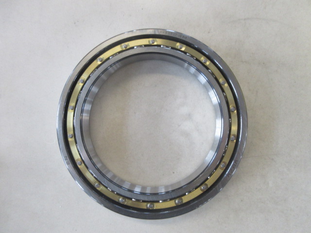 Подшипник в КПП SD22